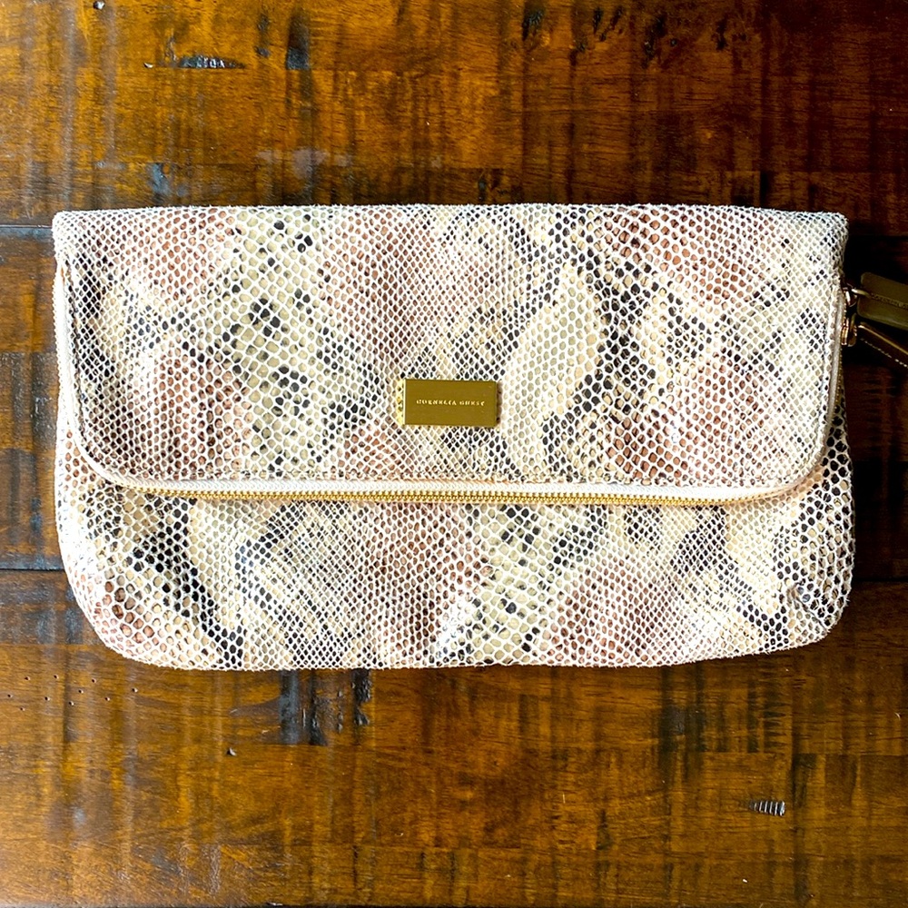 Cornelia Guest Clutch Purse Like New